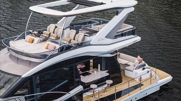 GALEON 520 FLY yacht