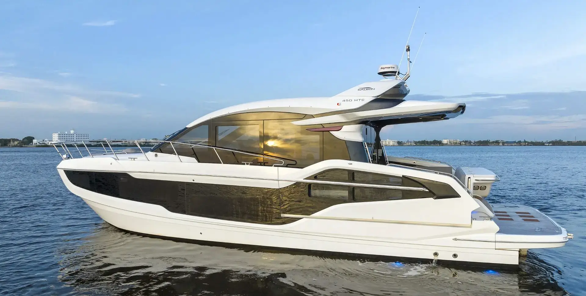 GALEON 450 HTC yacht